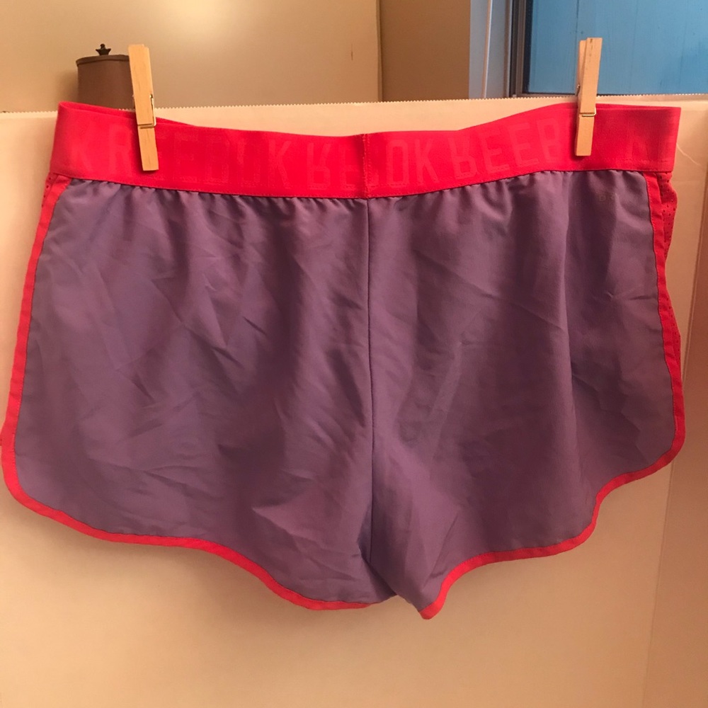 Reebok Shorts-medium - Picture 3 of 4